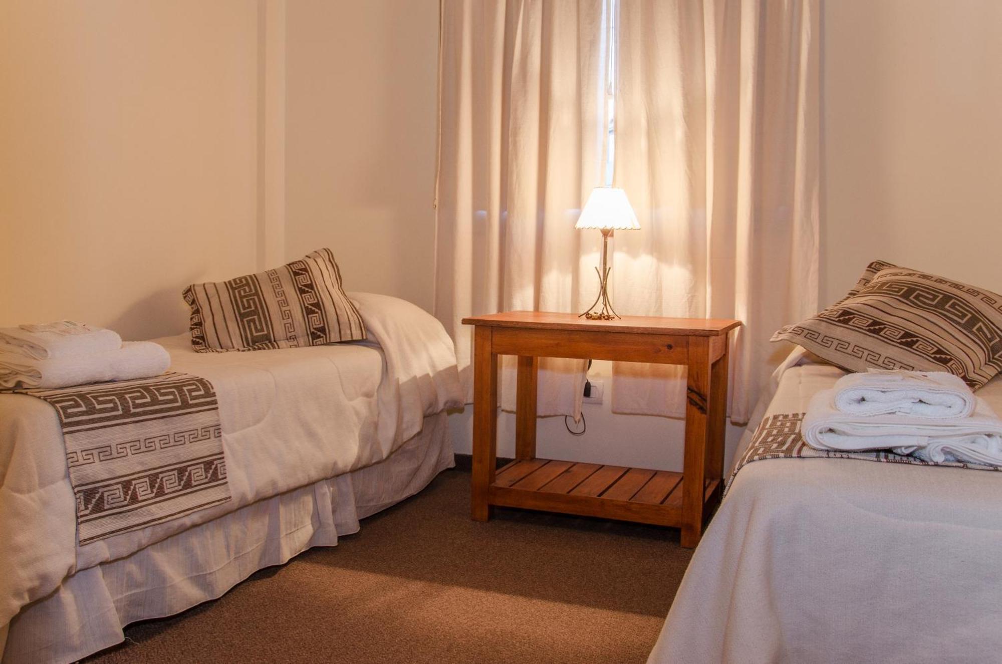 Hostería Los Gnomos El Calafate Quarto foto